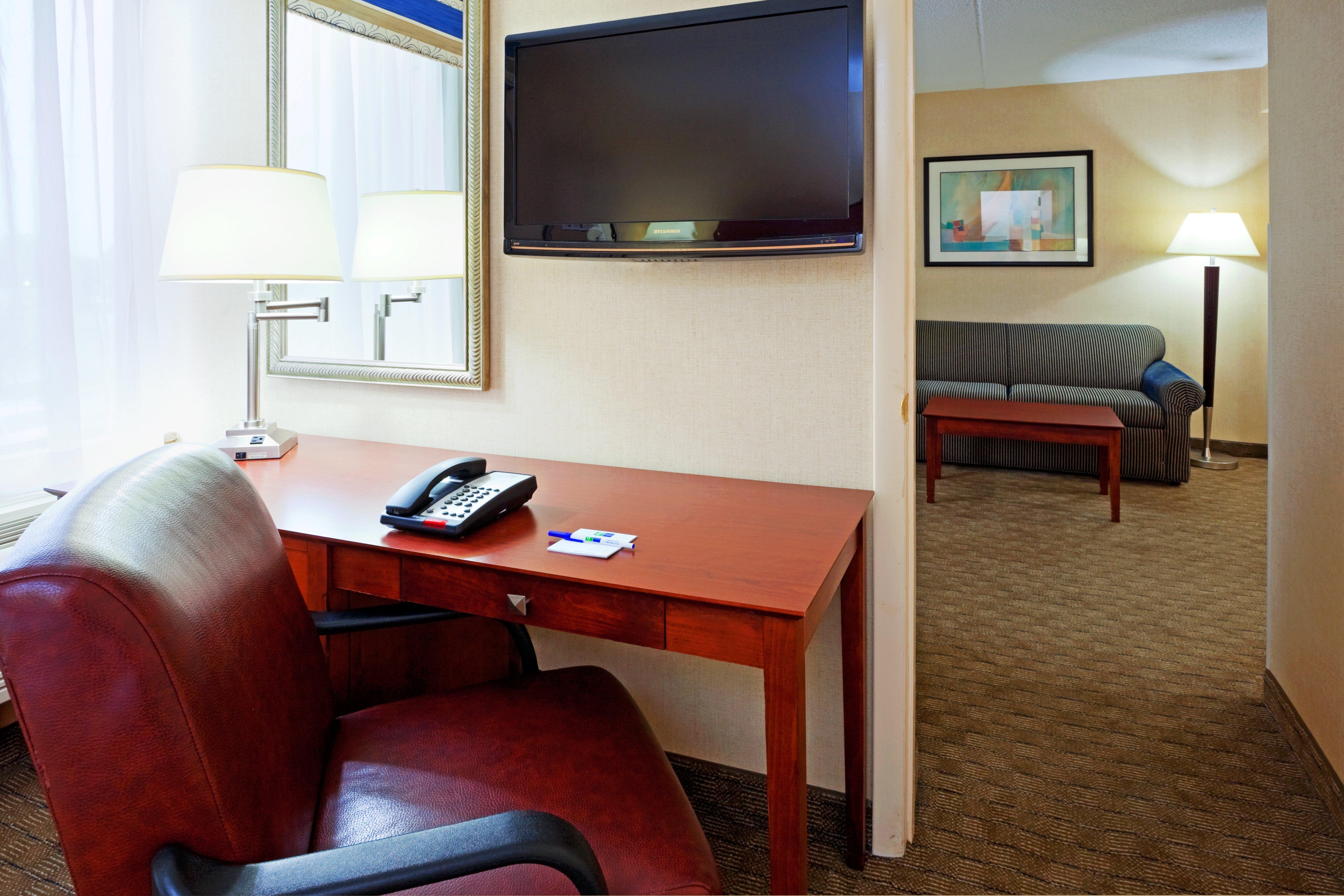 Holiday Inn Express Ramsey Mahwah By Ihg Екстер'єр фото