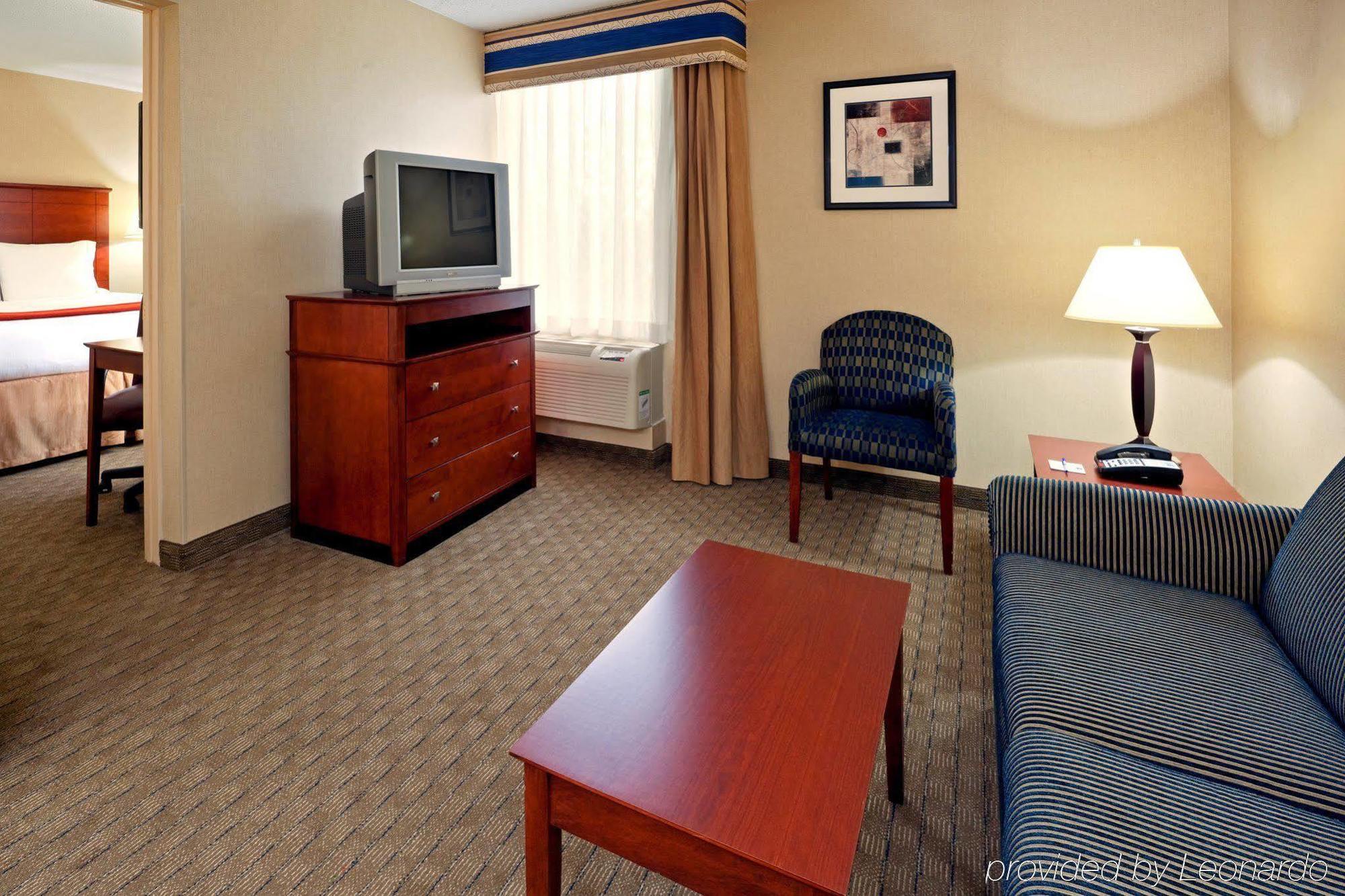 Holiday Inn Express Ramsey Mahwah By Ihg Номер фото